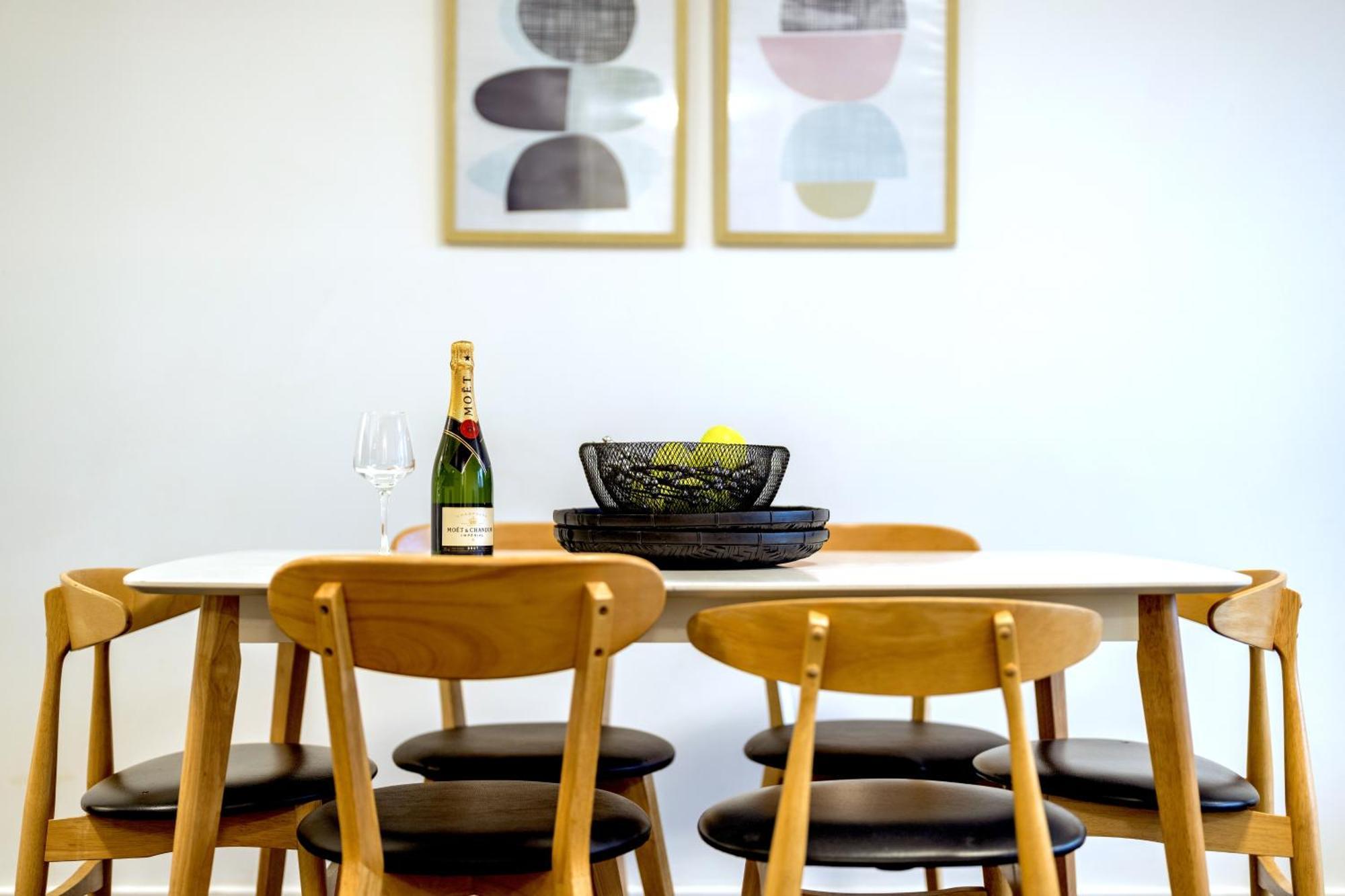 Mega Style Apartments Mainpoint Melbourne Rum bild