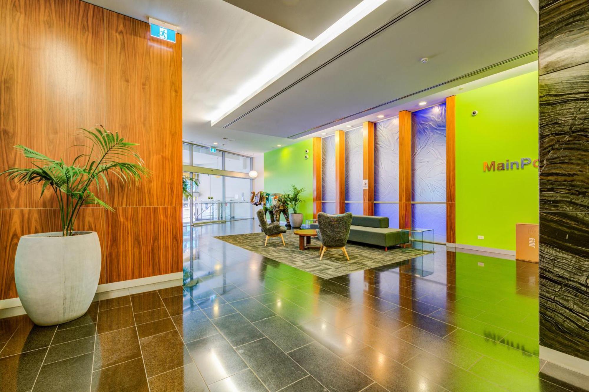 Mega Style Apartments Mainpoint Melbourne Exteriör bild